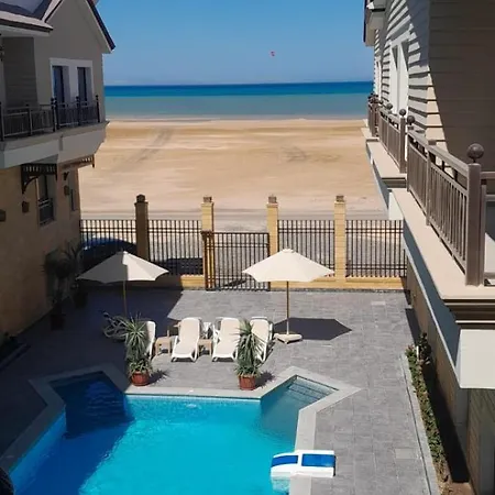 Aqua Blue Bay Apartment